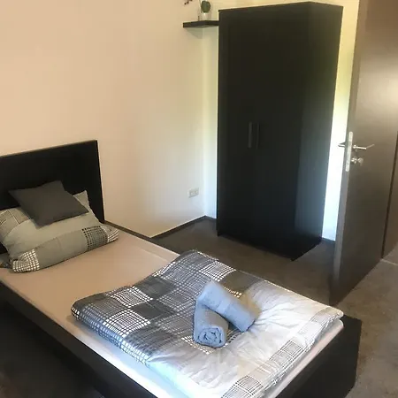 Ubernachten Bei Freunden Hotel